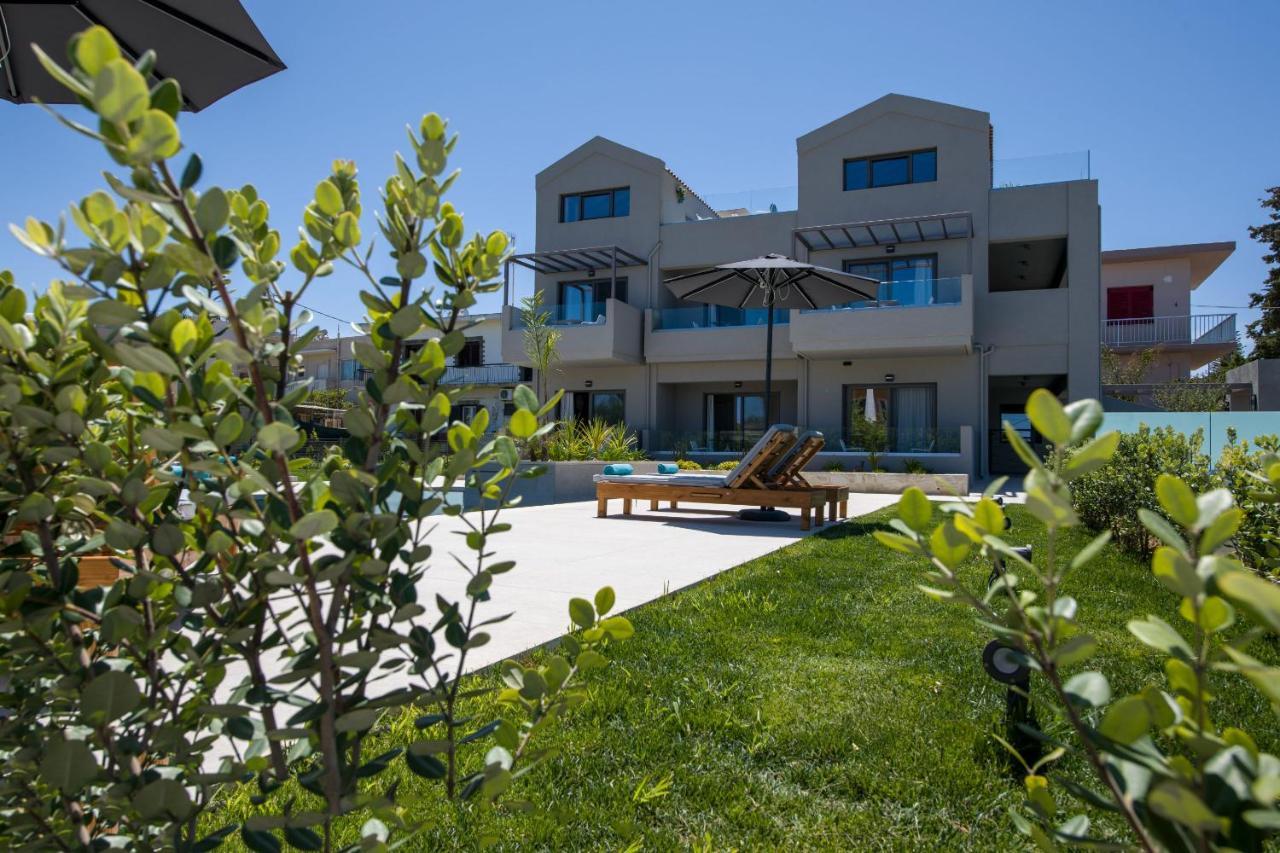 Eleanthi Modern Living Apartment Galatas  ภายนอก รูปภาพ