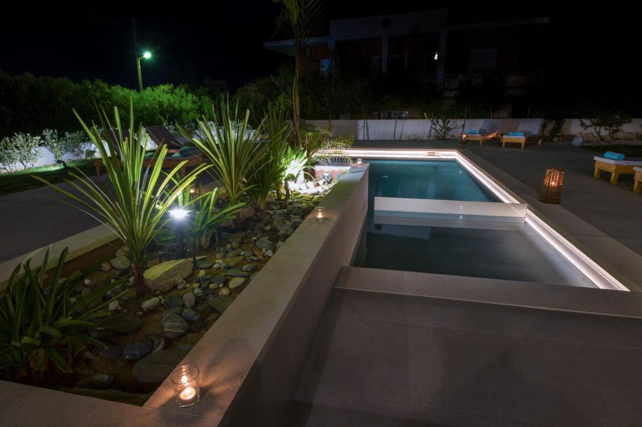 Eleanthi Modern Living Apartment Galatas  ภายนอก รูปภาพ